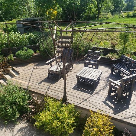 Fenetre Sur Loire Bed & Breakfast Iguerande Bagian luar foto