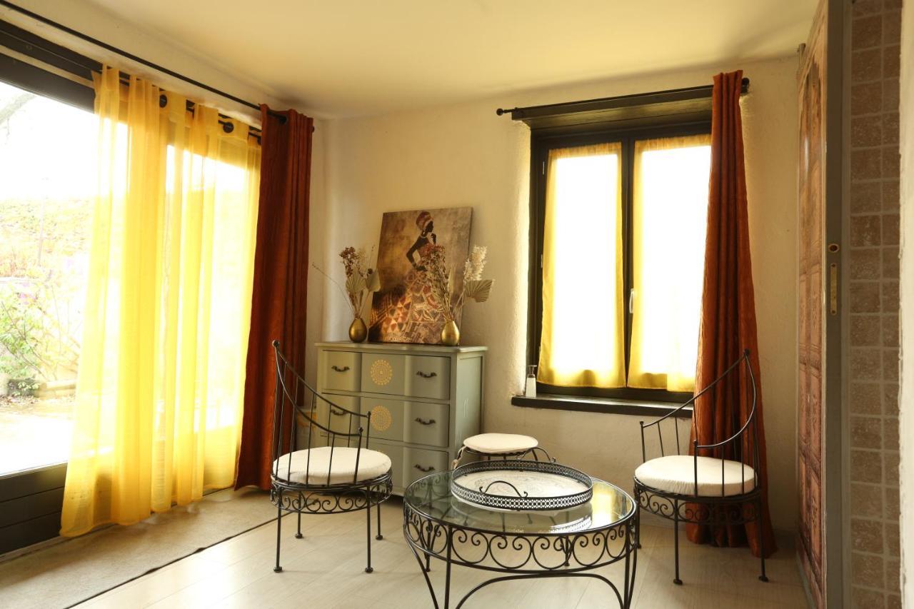 Fenetre Sur Loire Bed & Breakfast Iguerande Bagian luar foto